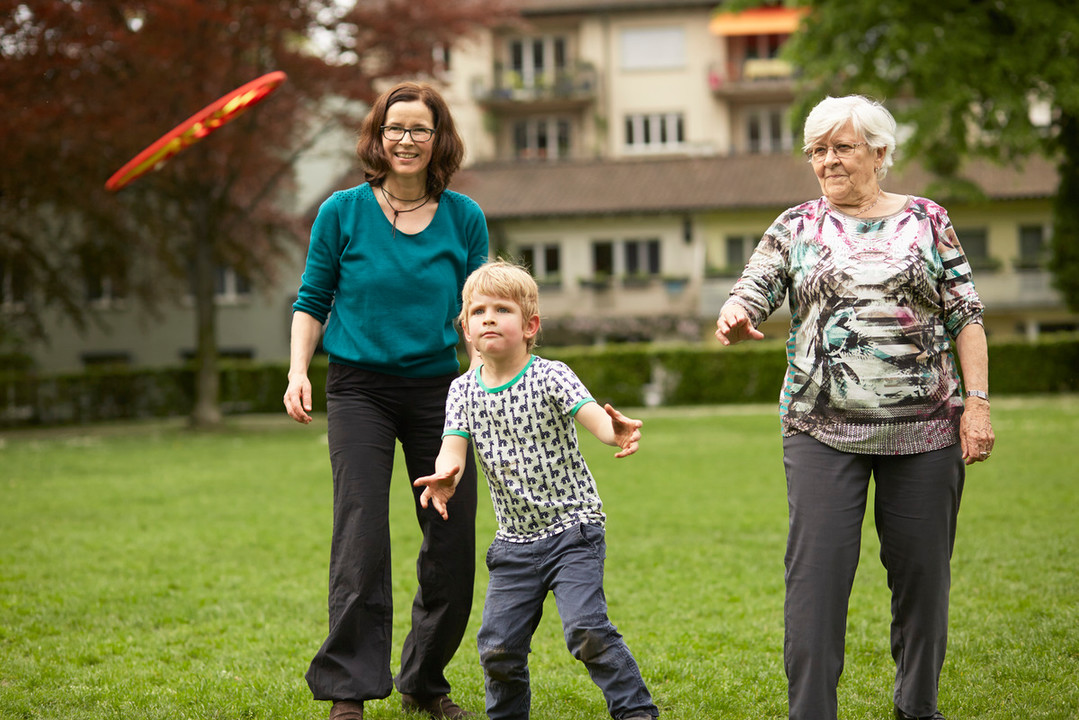 Bewegung Ernährung Alter Junge Bewegung Ernährung Alter Junge