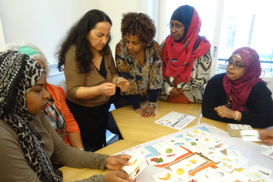 Femmes-Tische Ernährung und Bewegung